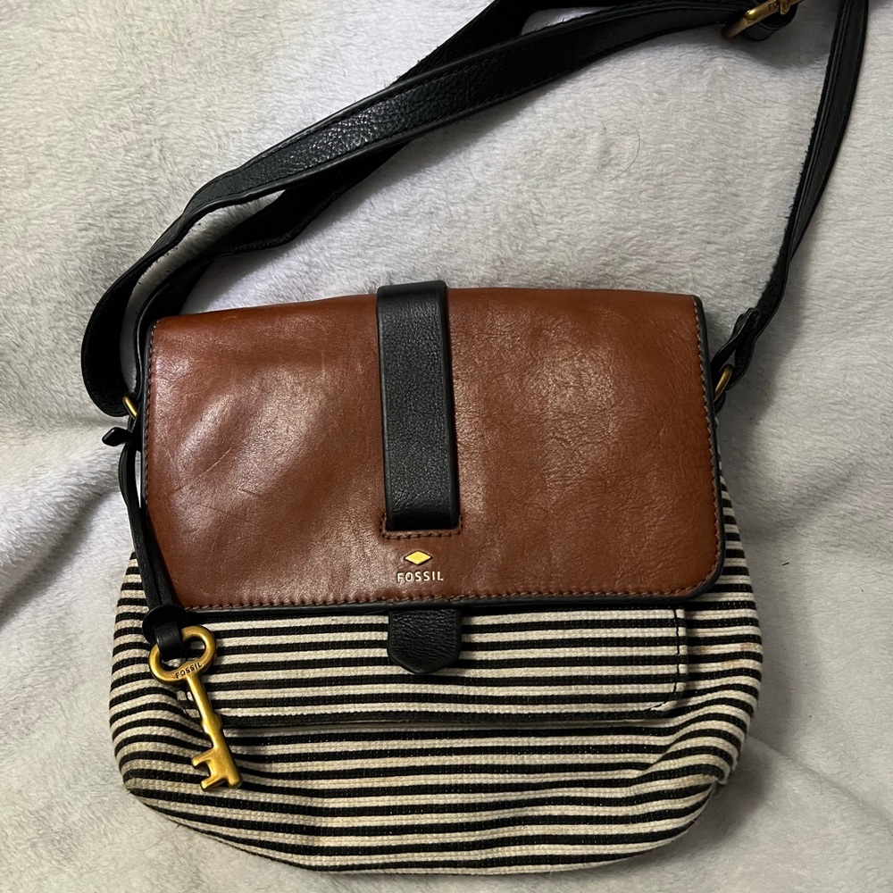Fossil crossbody